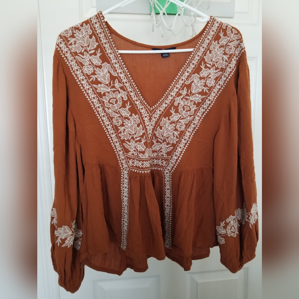 American Eagle Rust Embroidered V-Neck Peasant Blouse